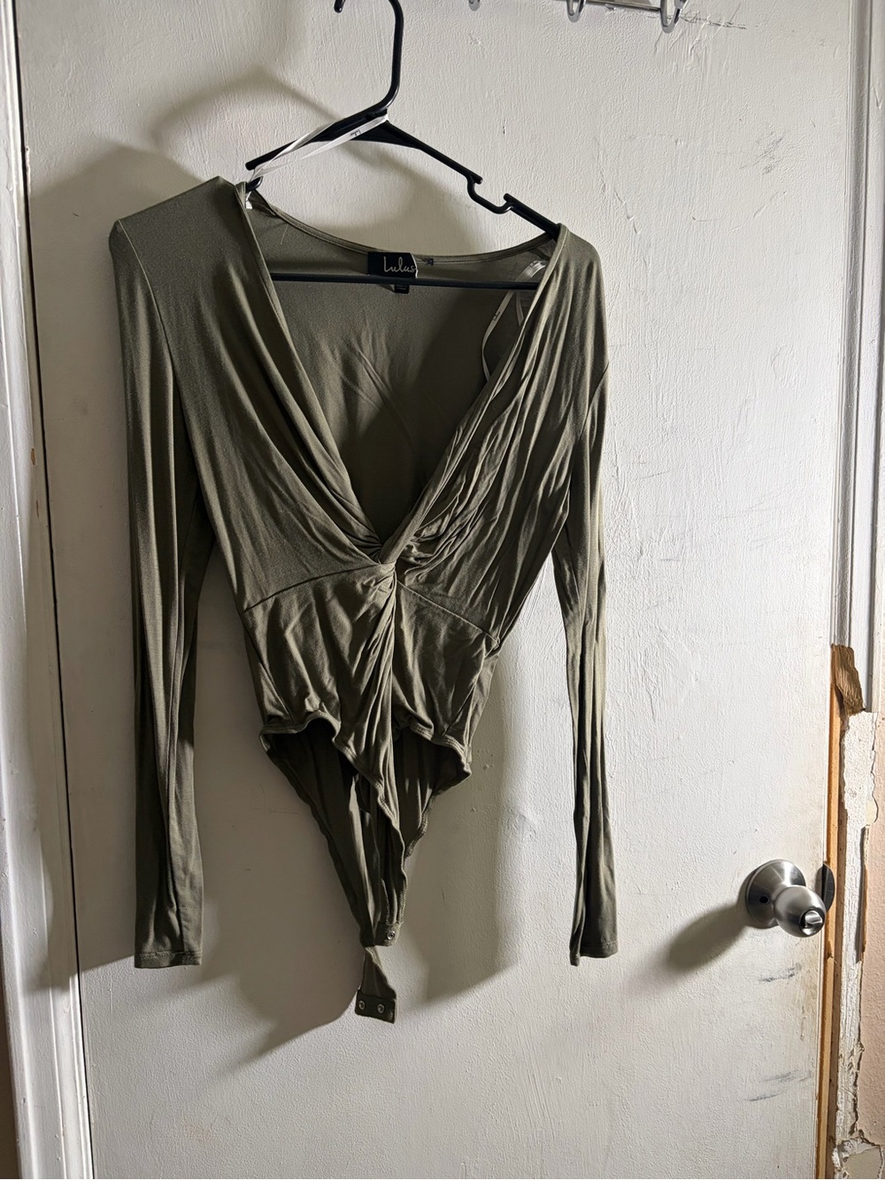 Never worn Lulu's Olive Green Long-Sleeve Twist Front Bodysuit